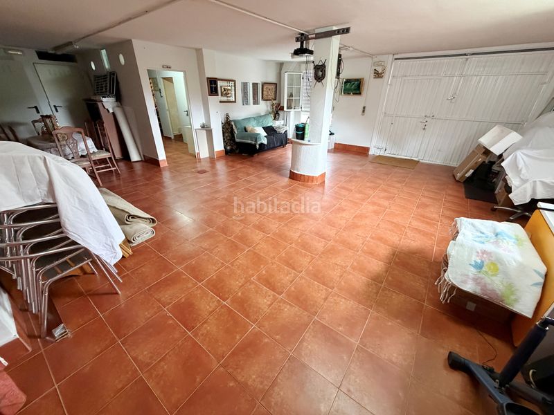 Foto 569b5adf-0cd8-4145-995d-edce5d3c2983. Casa amb calefacció aparcament a El Carbayedo - El Quirinal Avilés