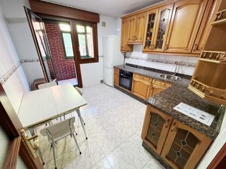 Affitto Appartamento  Avilés - travesia de la vidriera. Vivienda amueblada con dos dormitorios, salón, cocina amueblada,