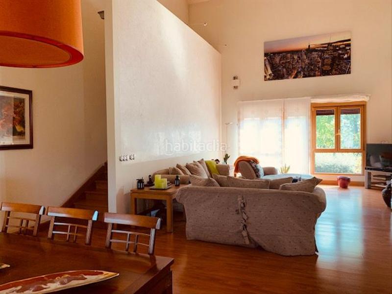 Foto 1d2e6602-060b-4af9-ae71-75aad9eb8fc6. Chalet  individual en venta en san cucao, 3 dormitorios. en Llanera