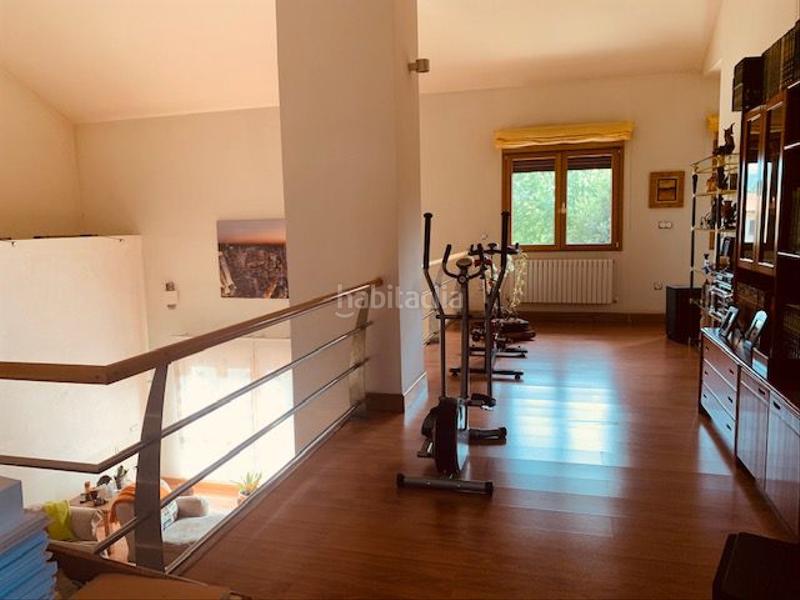 Foto 49ffbca6-5438-48aa-a28d-55039511423e. Chalet  individual en venta en san cucao, 3 dormitorios. en Llanera