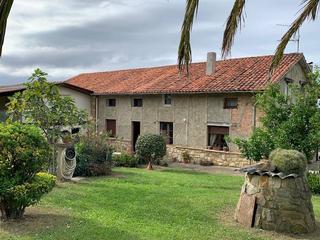 Casa a Quintes - Arroes. Casa con finca en venta en san miguel de arroes, 4 dormitorios.
