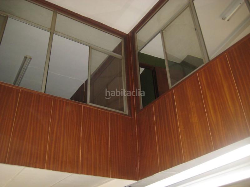 Foto 5f9f81aa-4a17-4c2f-8e5e-6ab383101ba2. Lloguer local comercial a Laviada Gijón