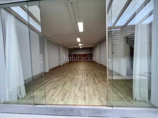 Foto 517e4ac5-95e4-4138-8b49-038a0af6e4a0. Local comercial a Ceares Gijón