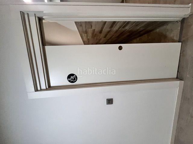 Foto b1fafacc-d96a-4f32-94a3-a80df3077c2b. Local comercial a Ceares Gijón