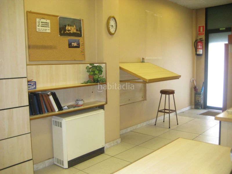 Foto 590c1a5a-05dc-479e-96f2-40914f1edc6b. Local comercial a Ceares Gijón