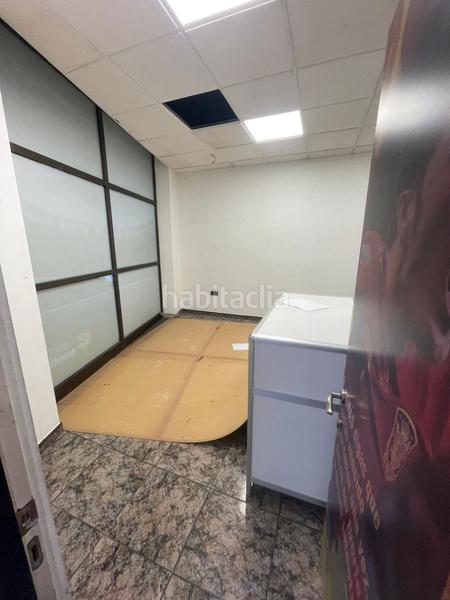 Foto 3d09ac45-d777-419c-8683-ef38bc4bd6fd. Rent business premise in Contrueces Gijón