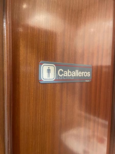 Foto fc680a3f-5c27-42cf-8704-20b1d6f5dc17. Rent business premise in Contrueces Gijón