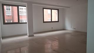Büro in La Calzada. Oficina en venta en la calzada, 1 dormitorio.
