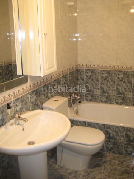 Foto 2da98853-d4bd-490e-ad66-edf2fcc9cf94. Apartament amb calefacció a Pumarín Gijón