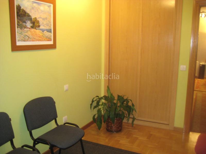 Foto a85c2196-8464-4655-8f41-c21c463e600a. Apartament amb calefacció a Pumarín Gijón