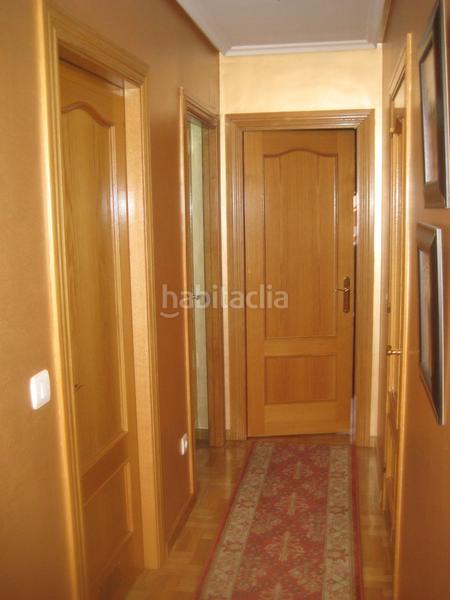 Foto cc3f6cc6-df1e-4f53-afdd-423f81e69c2b. Apartament amb calefacció a Pumarín Gijón