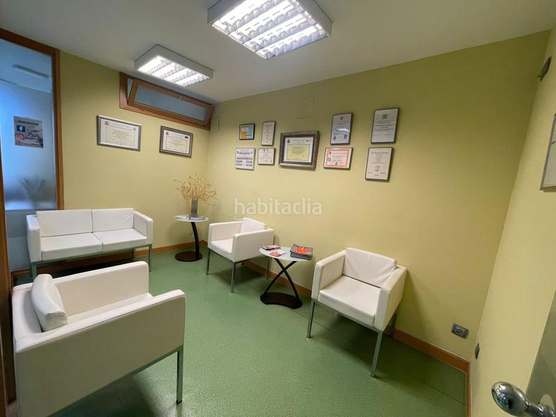 Foto ca86adc3-e04b-4ebc-b455-9749d970a9b8. Alquiler local comercial local com. en alquiler en Centro, 6 despachos. en Gijón