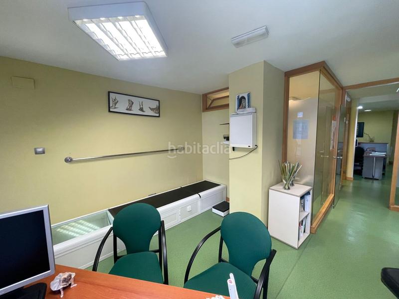 Foto 2576aac7-c23c-4327-bec3-1ea6d23e0344. Rent business premise in Centro Gijón