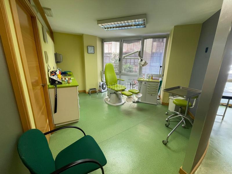 Foto 7b0395ed-a40d-4498-9cdd-4191b91cbd79. Rent business premise in Centro Gijón