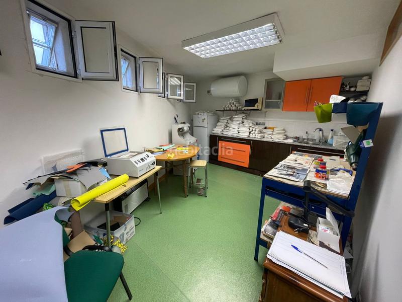 Foto c6e7b1d2-8ee8-4c7d-92c4-0d51a01128e9. Rent business premise in Centro Gijón