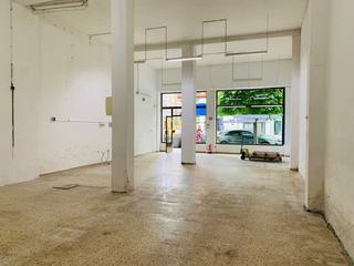 Rent Business premise in Llano. Local com. en alquiler en llano.