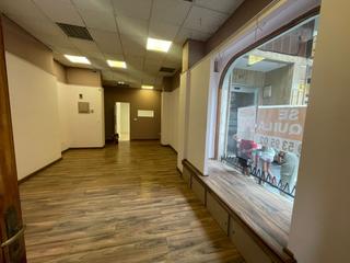 Alquiler Local Comercial en Centro. Local com. en alquiler en centro, 1 despacho.