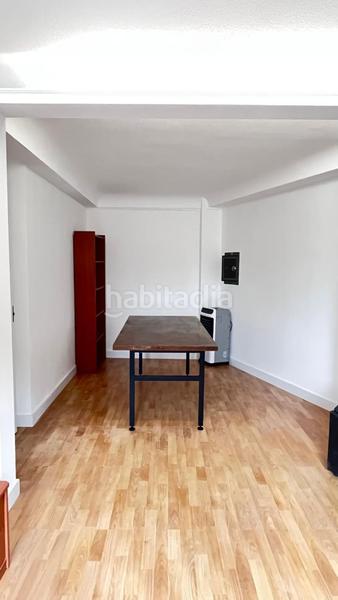 Foto cbf41a2a-db73-4849-9759-1ac85e5f8858. Alquiler piso  en alquiler , 3 dormitorios. en Gijón