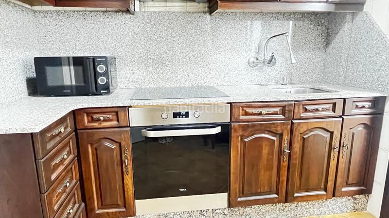 Foto f760b68b-bc9d-4b7d-8934-dfb4a03b2831. Alquiler piso  en alquiler , 3 dormitorios. en Gijón