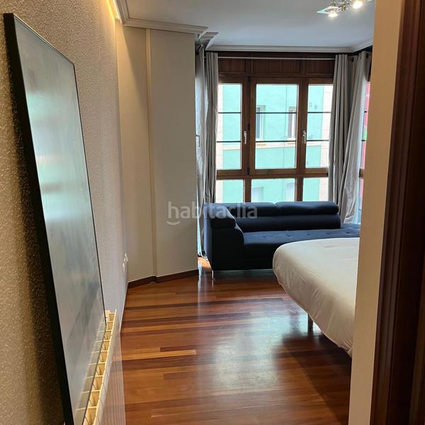 Foto 609852f0-5794-44cd-8143-68ac06f38c0c. Alquiler piso  en alquiler , 3 dormitorios. en Gijón