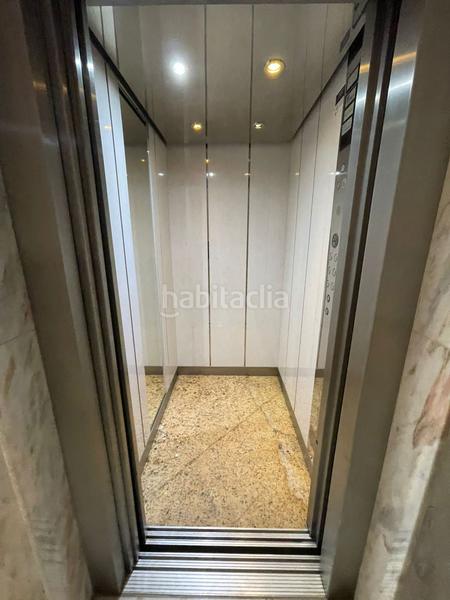 Foto b7acc11b-82a1-42f3-9012-aa35a063001f. Lloguer pis amb calefacció aparcament a Centro Gijón