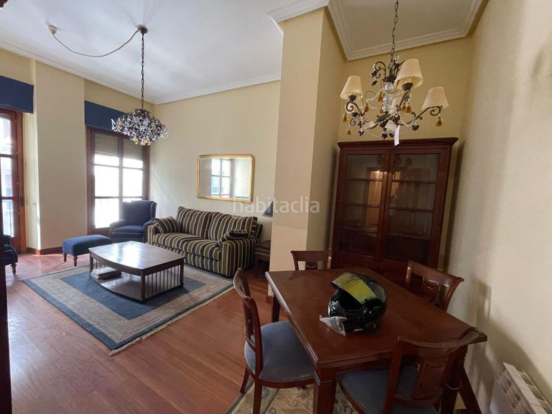 Foto c1aa4856-2855-4c46-93c8-d911a4e0f5af. Lloguer pis amb calefacció aparcament a Centro Gijón