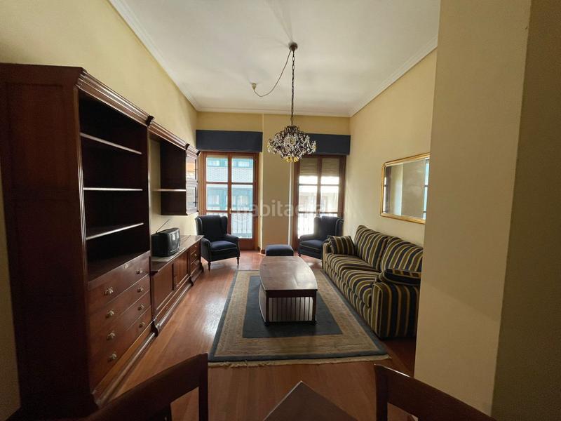 Foto cee3380c-0036-41ad-91f8-16d1e7e6506e. Lloguer pis amb calefacció aparcament a Centro Gijón