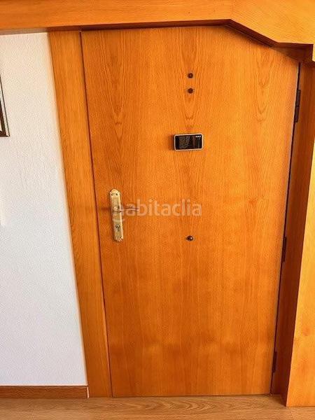 Foto f7ea9c64-5ae8-461a-b294-820f69390b19. Ático atico en venta , 3 dormitorios. en Centro Gijón