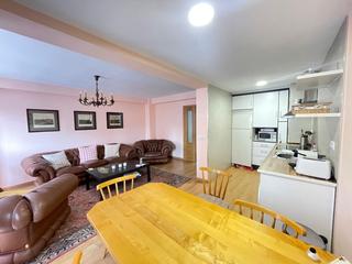 Location Appartement à Pumarín. Piso en alquiler en pumarín, 3 dormitorios.