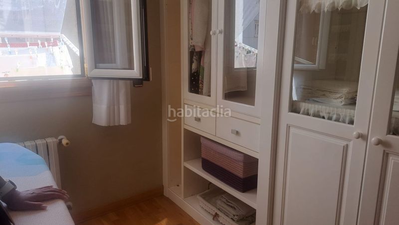 Foto bce10e5b-4abf-4f97-a3b6-aa7ec069a211. Pis amb calefacció aparcament a Centro Gijón