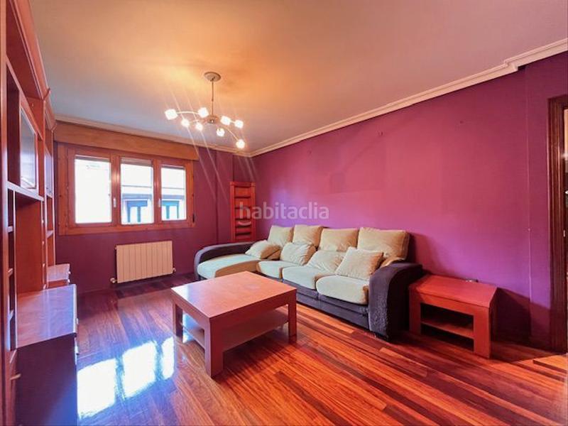 Foto 6b962b18-ca02-4a2a-abfe-84e26213180c. Dúplex amb calefacció a El Natahoyo Gijón