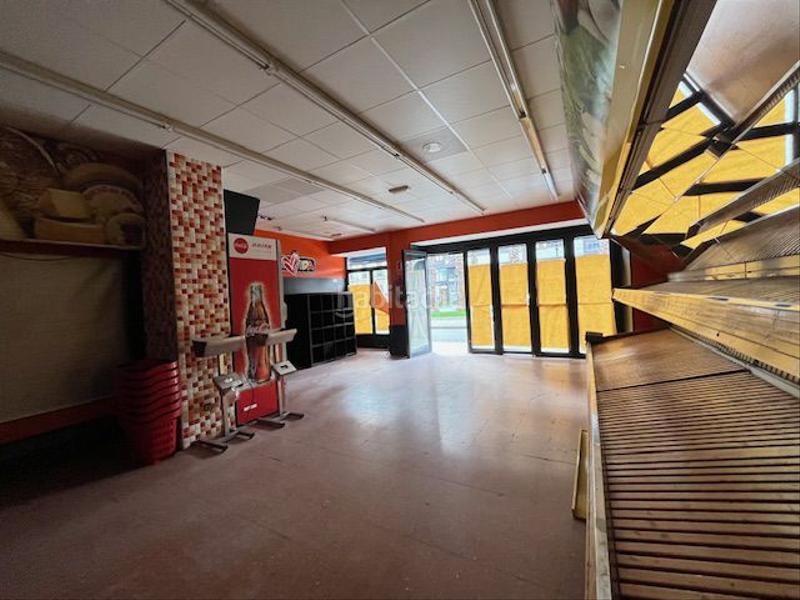 Foto da700d7b-779c-4d46-a6f1-c9bab7bed3f8. Rent business premise in Centro Gijón