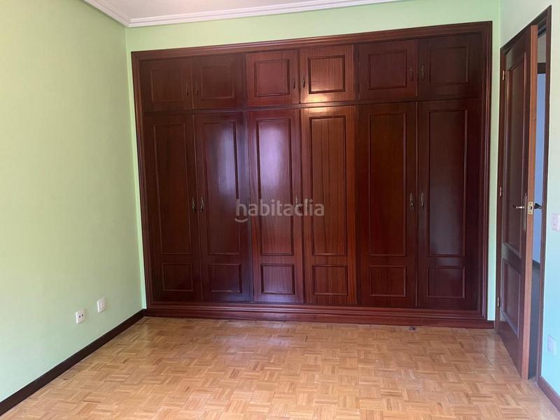 Foto 21bd74bb-6b50-4b89-a618-fd2bd70236ba. Alquiler piso  en alquiler en centro playa, 3 dormitorios. en Gijón