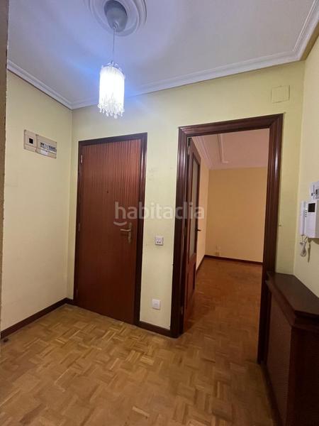 Foto 6276ce2c-ec7e-4d82-8d5c-20119a491fa9. Alquiler piso  en alquiler en centro playa, 3 dormitorios. en Gijón