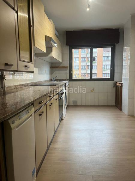 Foto 8385756e-a8df-4036-b26c-c676fc4c1955. Alquiler piso  en alquiler en centro playa, 3 dormitorios. en Gijón