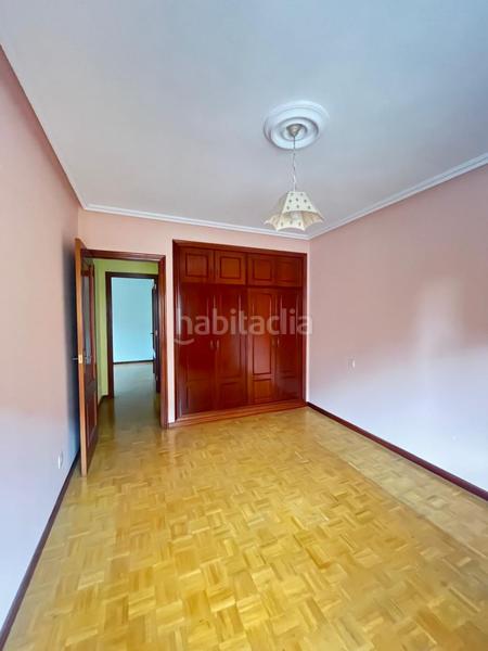 Foto bd5fd3fc-b102-4a37-b59b-267f7e3ea281. Alquiler piso  en alquiler en centro playa, 3 dormitorios. en Gijón