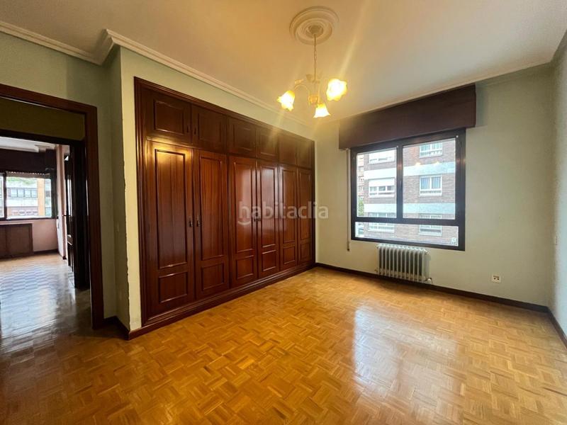 Foto f8e69b85-d973-4dc0-8e34-b04dd70f4441. Location appartement avec chauffage dans La Arena Gijón