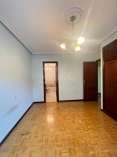 Foto a9f93f8a-d5e8-43af-a43b-3f3003a540bd. Rent flat with heating in La Arena Gijón