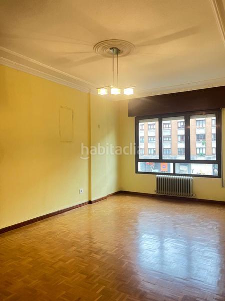 Foto b1b90f1a-859d-47ef-a91e-717daa00e377. Rent flat with heating in La Arena Gijón