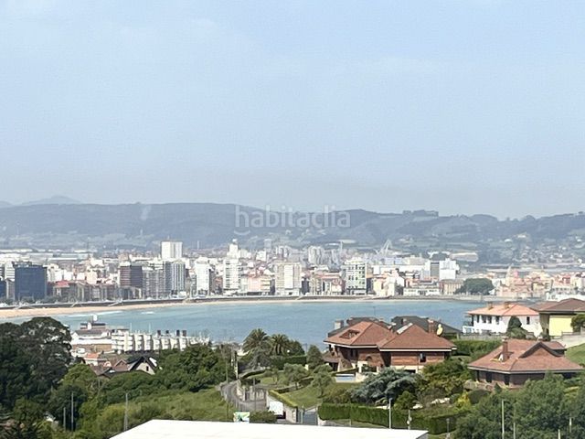 Foto 1773ca92-38c6-459e-bf71-f60b72171d71. Xalet amb calefacció a Somió Gijón