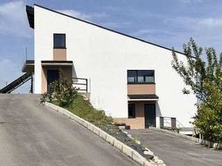 Xalet a Somió. Chalet individual en venta en gijón, 4 dormitorios.
