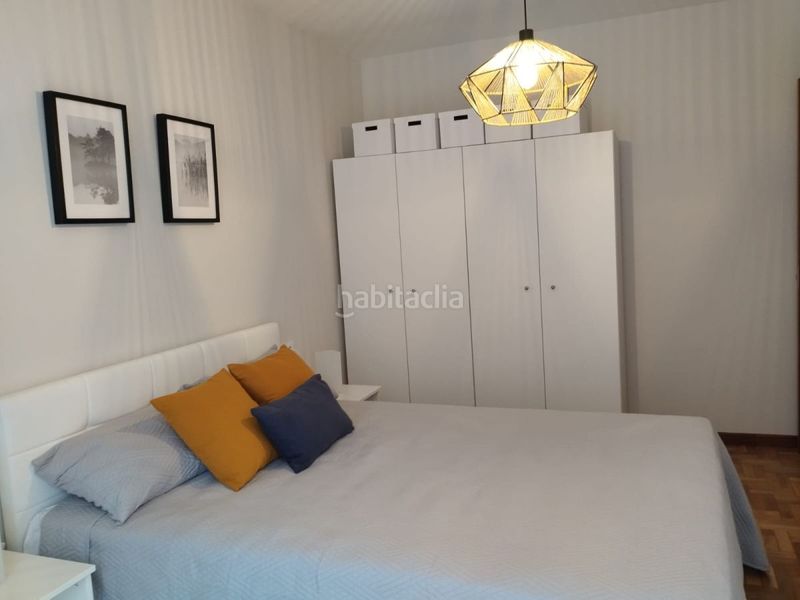 Foto c0e33a85-8cac-45c8-b42e-fdc384e498bf. Rent flat with heating in Centro Gijón