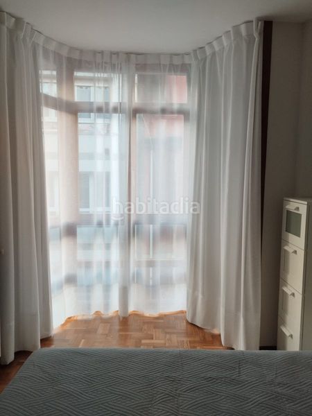Foto ccca8ddd-a9f4-4d08-be8b-828bc7e70cde. Rent flat with heating in Centro Gijón