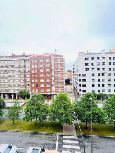 Foto 2b695f80-7e09-4a00-b85c-3da8bfaf493b. Apartament amb calefacció a Llano Gijón