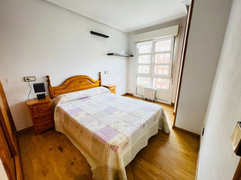 Foto 482dfe47-99ce-4f41-af54-533d2c6c0504. Apartament amb calefacció a Llano Gijón