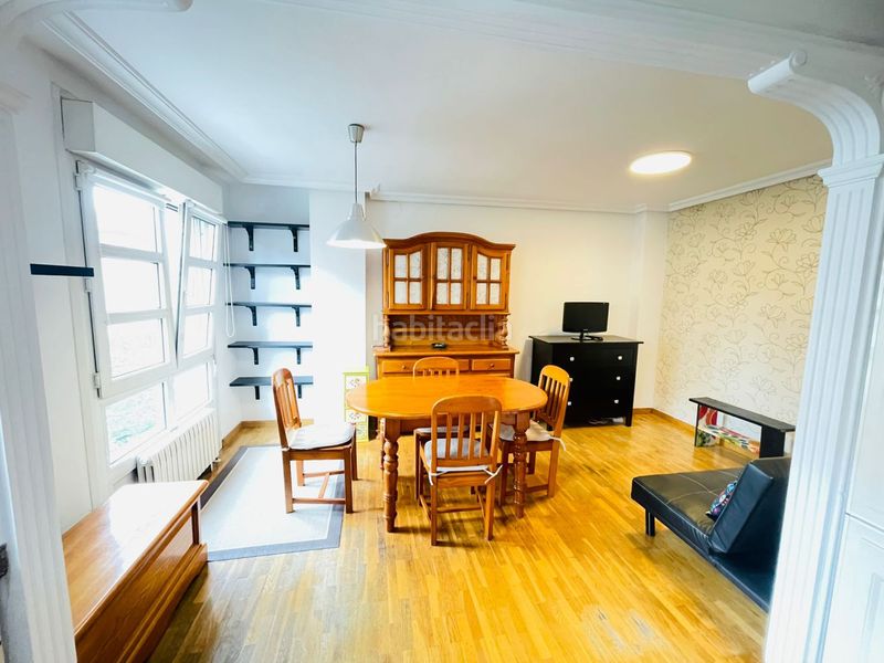 Foto 4ec49ae0-9261-4203-91d3-845a65026a82. Apartament amb calefacció a Llano Gijón