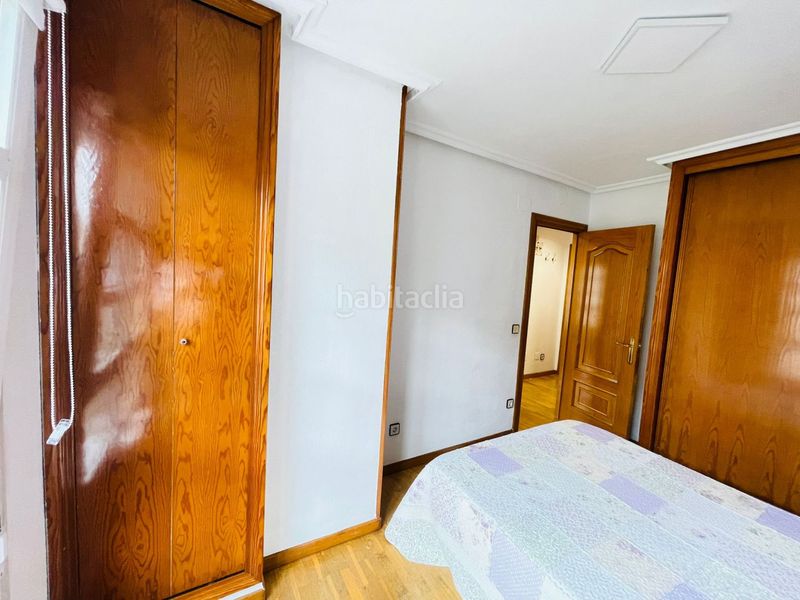 Foto d75e7264-0446-46e9-b0d9-8bc5bcf1f6ba. Apartament amb calefacció a Llano Gijón