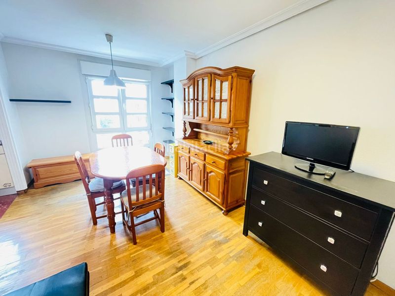 Foto de3e1f43-779c-43c1-ae1d-718364182bdb. Apartament amb calefacció a Llano Gijón