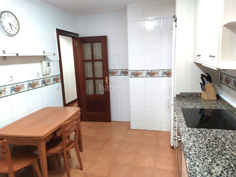Foto bce99934-895a-45a4-9097-4532a316e1bf. Pis a Centro Gijón