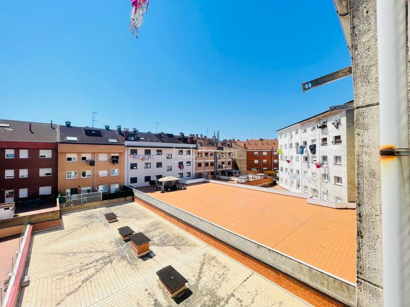 Foto 414bee86-3403-4038-9fce-add25aab28db. Apartament amb calefacció a Llano Gijón